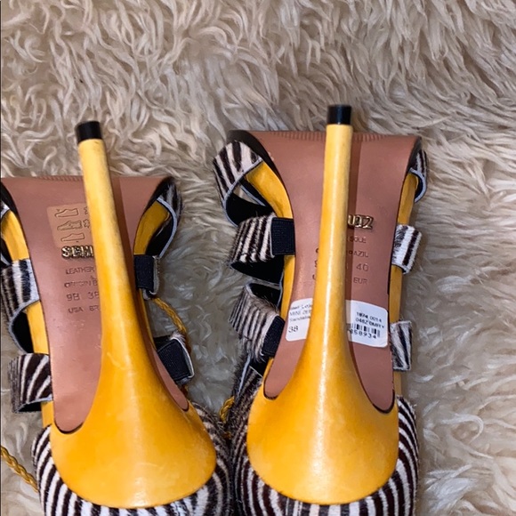 Schutz Fermina Black|White Sandals - Picture 7 of 7